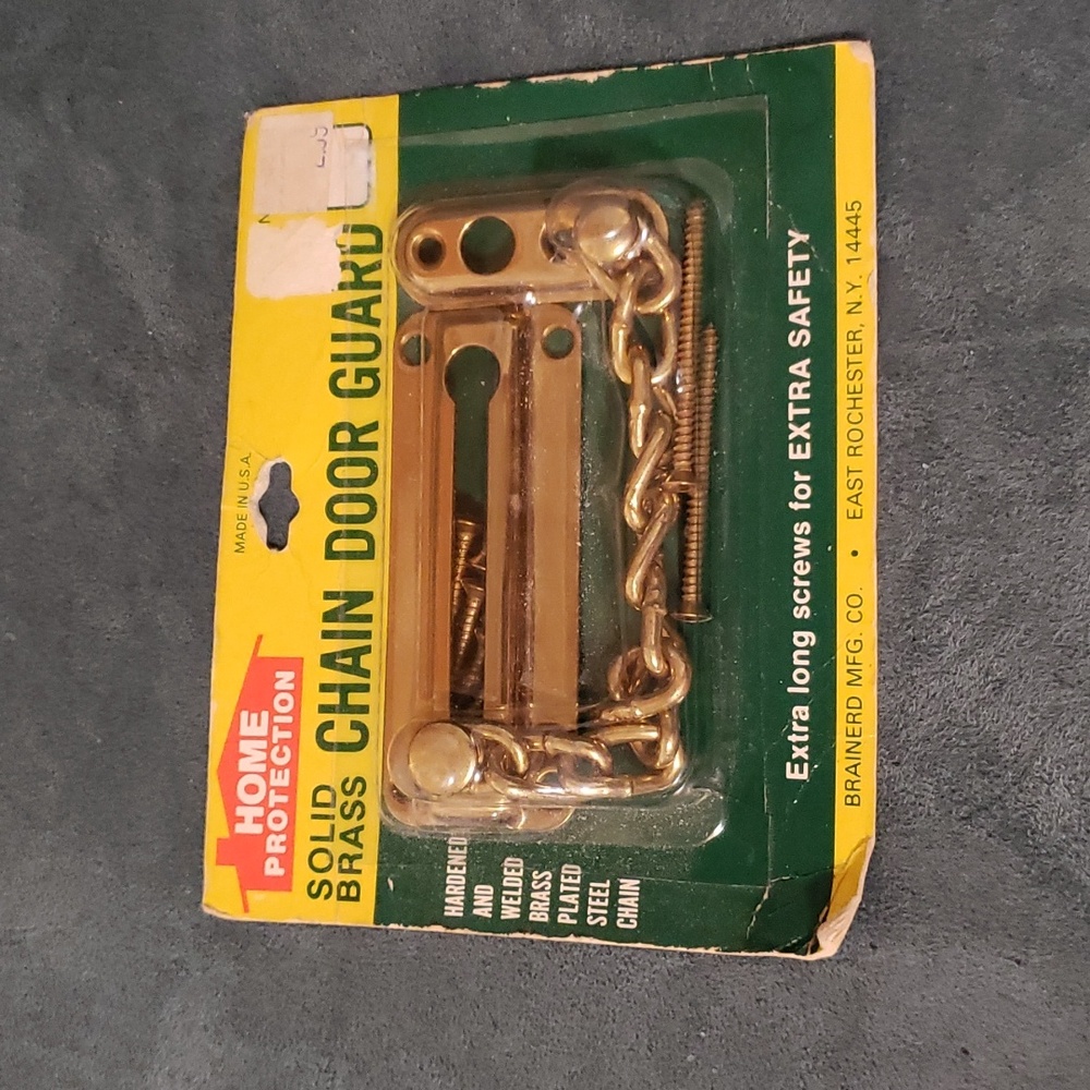 Chain door gaurd